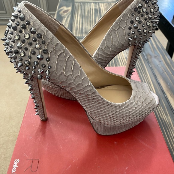 Saks Fifth Avenue SR-HAYDEN spiked heels - Picture 3 of 6